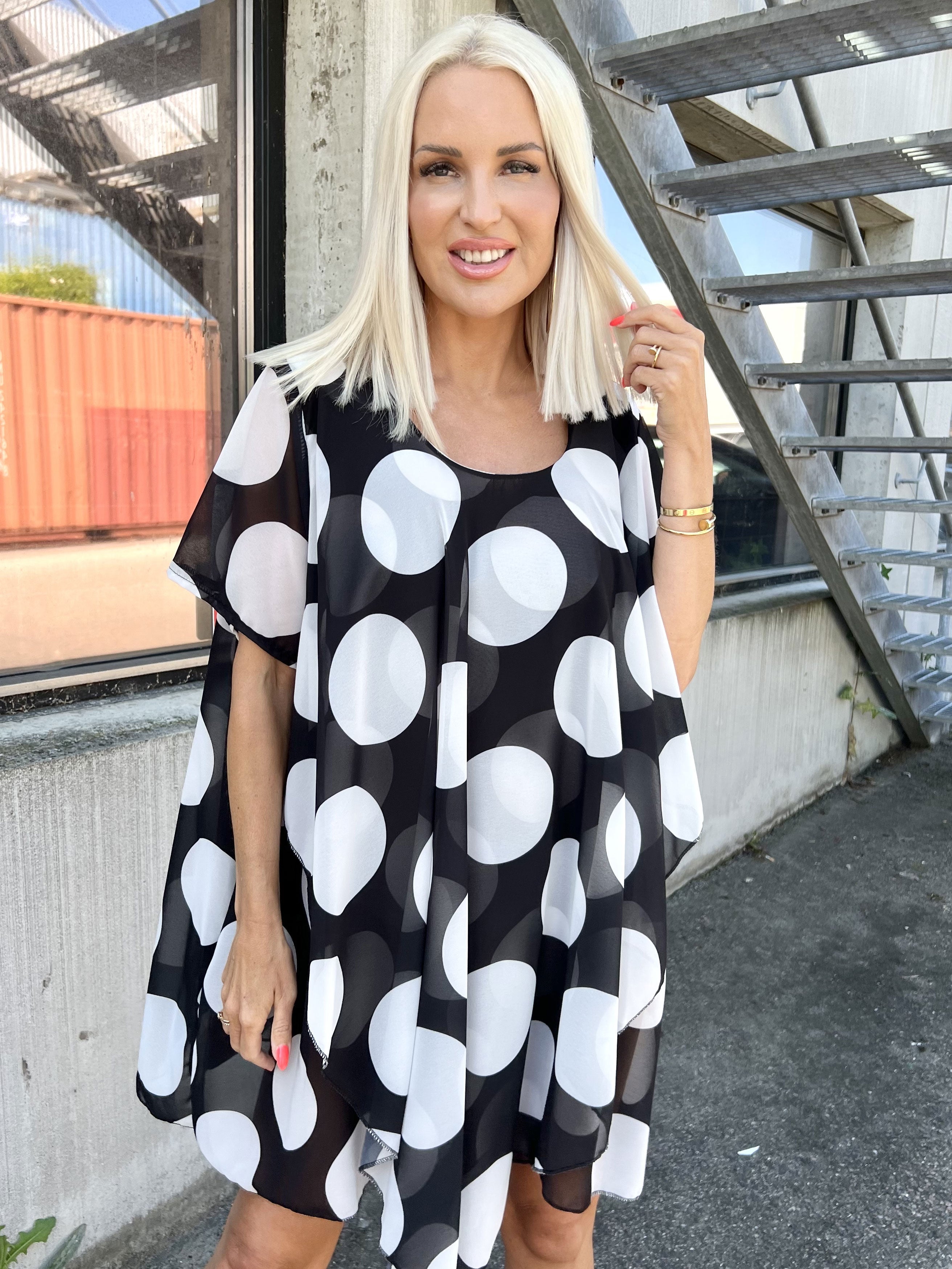 Wanda - Tunika klänning i chiffong